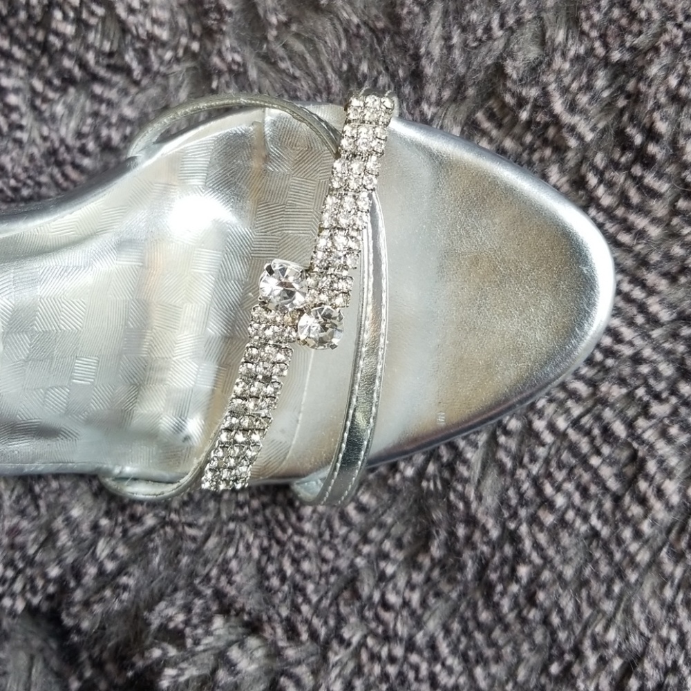 SUPER SPARKLE heels